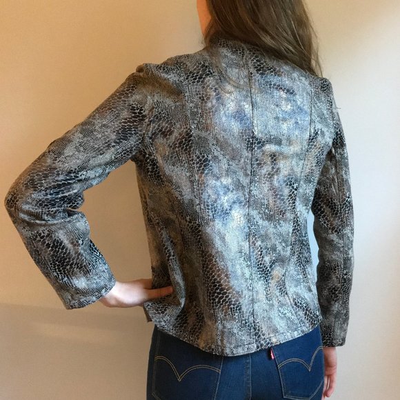 Snake Skin Patterned Jacket - Picture 4 of 5